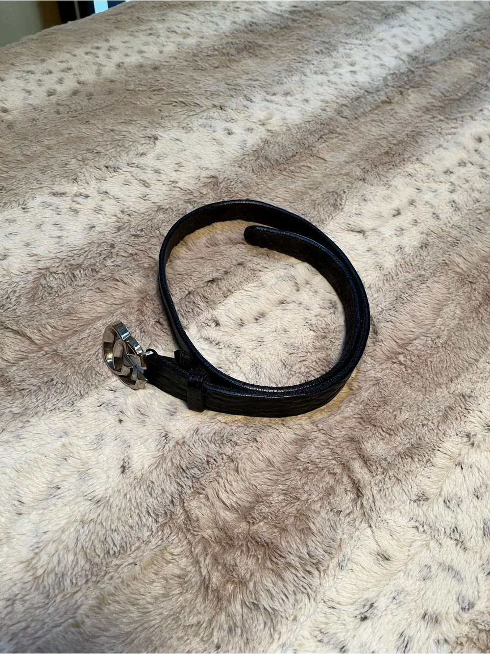 Gucci Black Leather Belt with Silver Double G Buckle